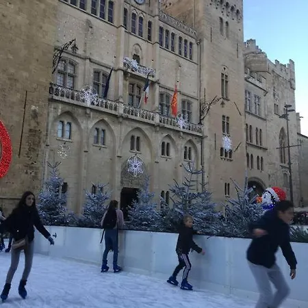 Jolie Studio Dans Le Centre Historique De Narbonne